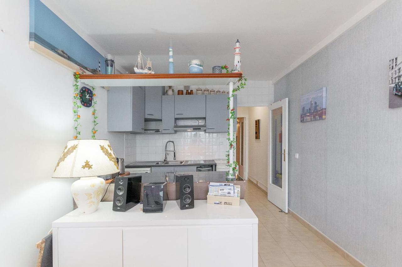 Apartamento Meda Chica Roses Exterior foto